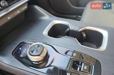 Внедорожник / Кроссовер Lexus RZ 2023 в 