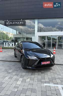 Позашляховик / Кросовер Lexus RZ 2022 в 
