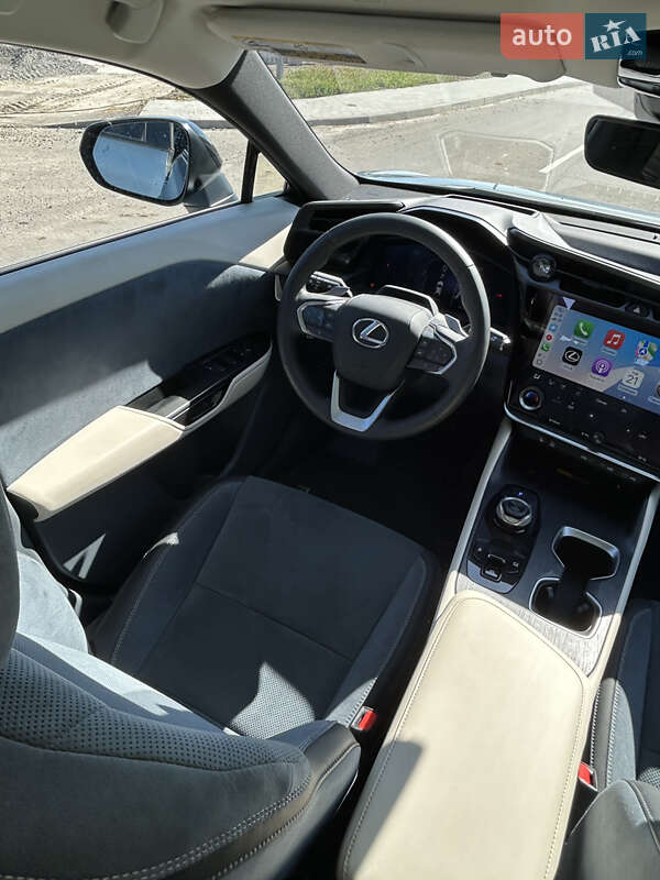 Внедорожник / Кроссовер Lexus RZ 2023 в Ровно