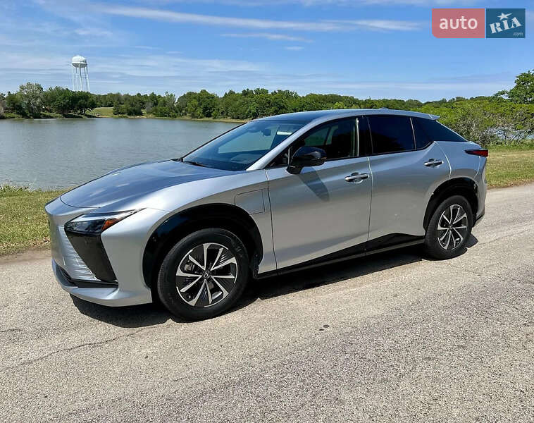 Внедорожник / Кроссовер Lexus RZ 2023 в Киеве