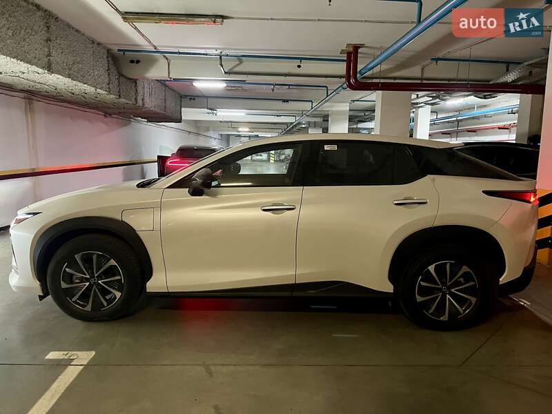Внедорожник / Кроссовер Lexus RZ 2023 в Киеве фото 5 Внедорожник / Кроссовер Lexus RZ 2023 в Киеве