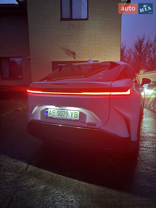 Внедорожник / Кроссовер Lexus RZ 2023 в Днепре