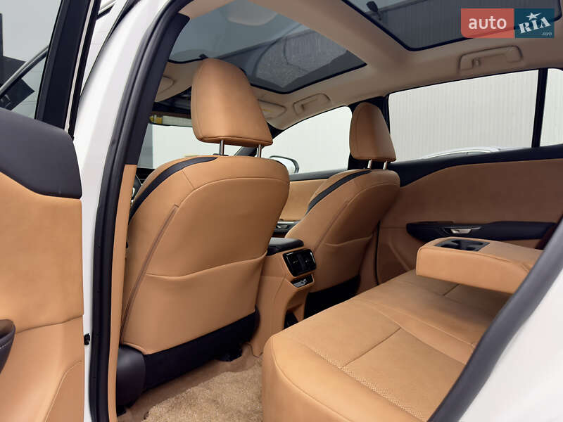 Внедорожник / Кроссовер Lexus RZ 2023 в Киеве фото 45 Внедорожник / Кроссовер Lexus RZ 2023 в Киеве