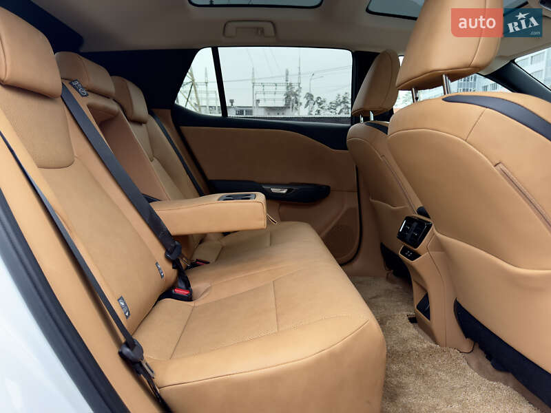 Внедорожник / Кроссовер Lexus RZ 2023 в Киеве фото 50 Внедорожник / Кроссовер Lexus RZ 2023 в Киеве