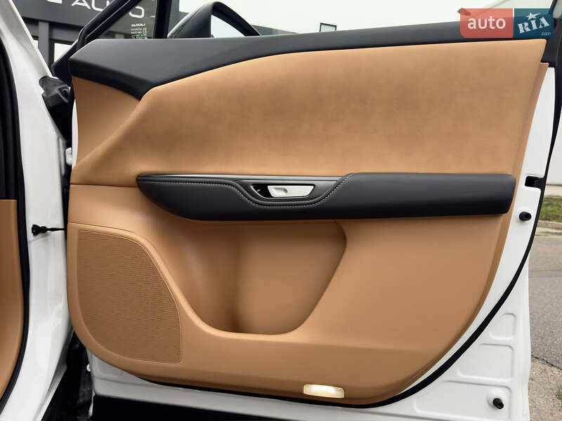 Внедорожник / Кроссовер Lexus RZ 2023 в Киеве фото 55 Внедорожник / Кроссовер Lexus RZ 2023 в Киеве