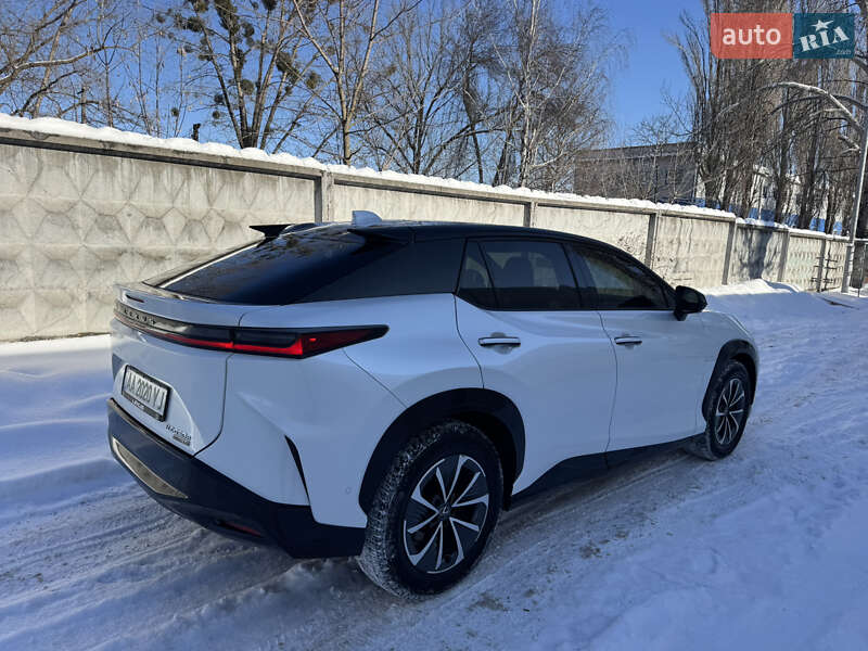 Внедорожник / Кроссовер Lexus RZ 2023 в Киеве