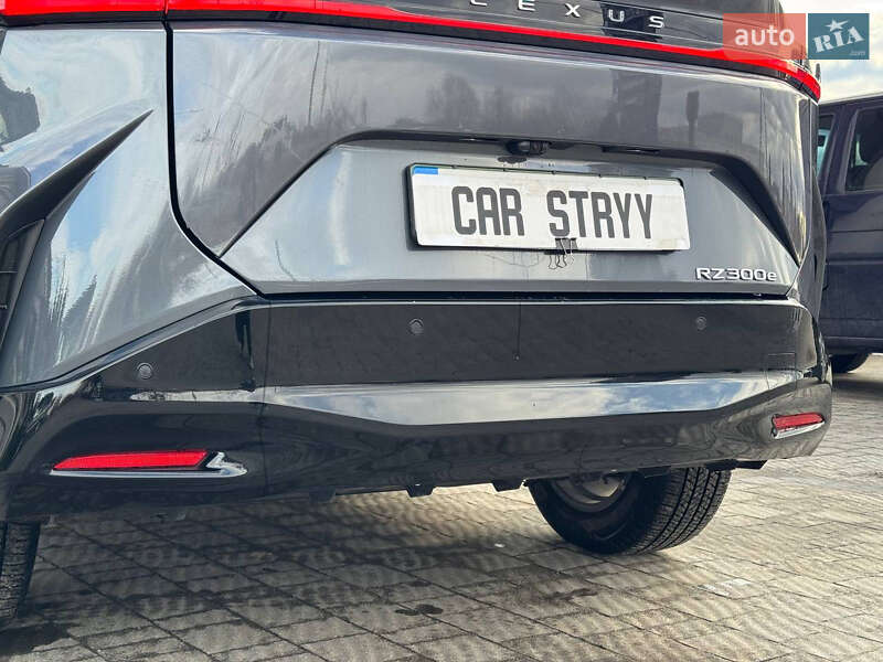 Позашляховик / Кросовер Lexus RZ 2024 в Стрию