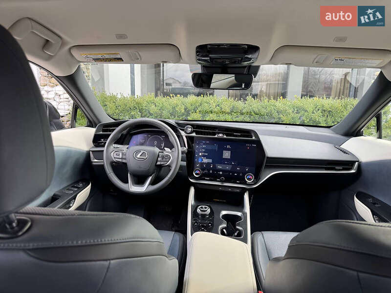 Позашляховик / Кросовер Lexus RZ 2024 в Стрию