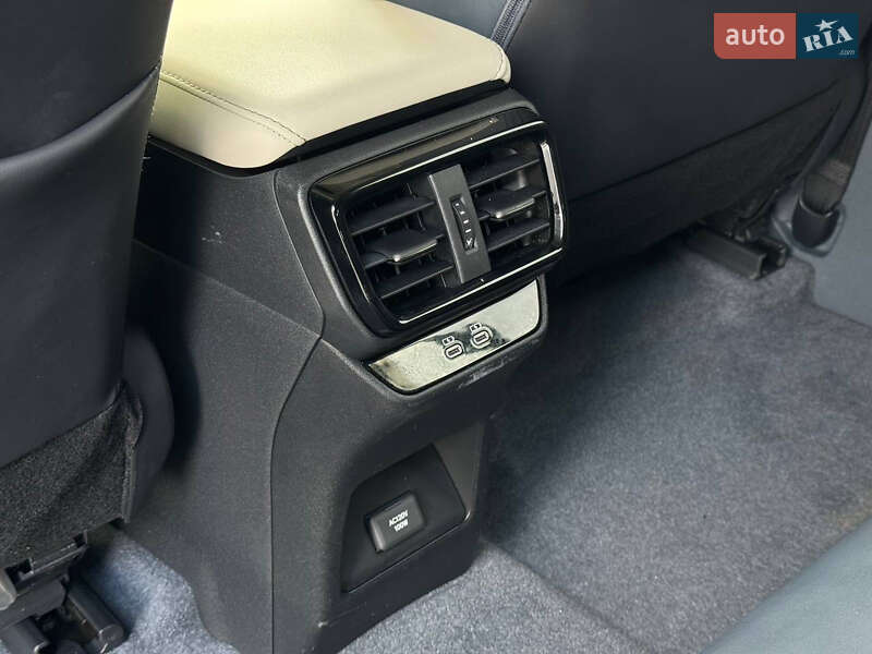 Позашляховик / Кросовер Lexus RZ 2024 в Стрию