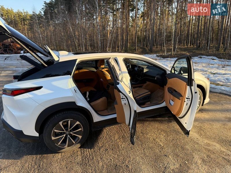 Внедорожник / Кроссовер Lexus RZ 2023 в Киеве фото 6 Внедорожник / Кроссовер Lexus RZ 2023 в Киеве