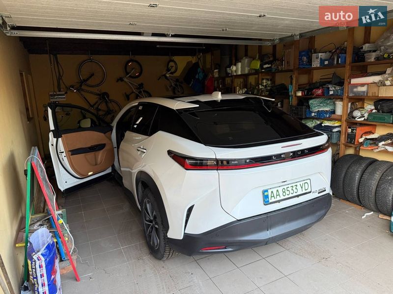 Внедорожник / Кроссовер Lexus RZ 2023 в Киеве фото 10 Внедорожник / Кроссовер Lexus RZ 2023 в Киеве