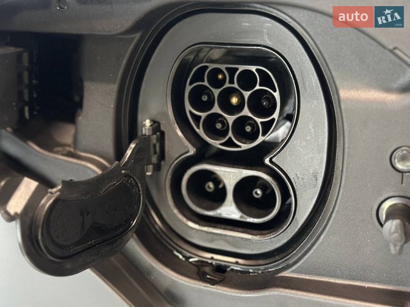 Позашляховик / Кросовер Lexus RZ 2023 в Львові фото 12 Позашляховик / Кросовер Lexus RZ 2023 в Львові