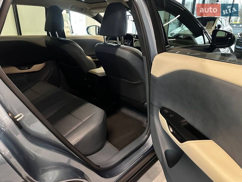 Позашляховик / Кросовер Lexus RZ 2023 в Львові фото 30 Позашляховик / Кросовер Lexus RZ 2023 в Львові