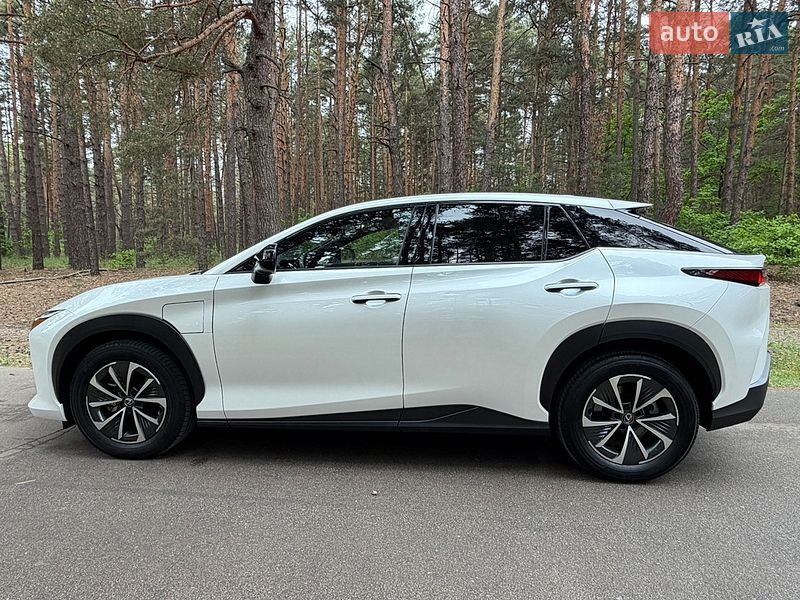 Внедорожник / Кроссовер Lexus RZ 2024 в Киеве