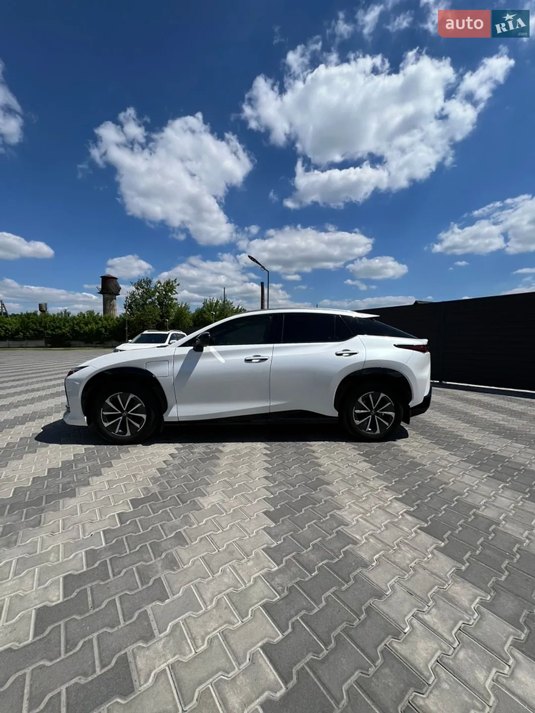 2023 Lexus RZ - мініатюра 3