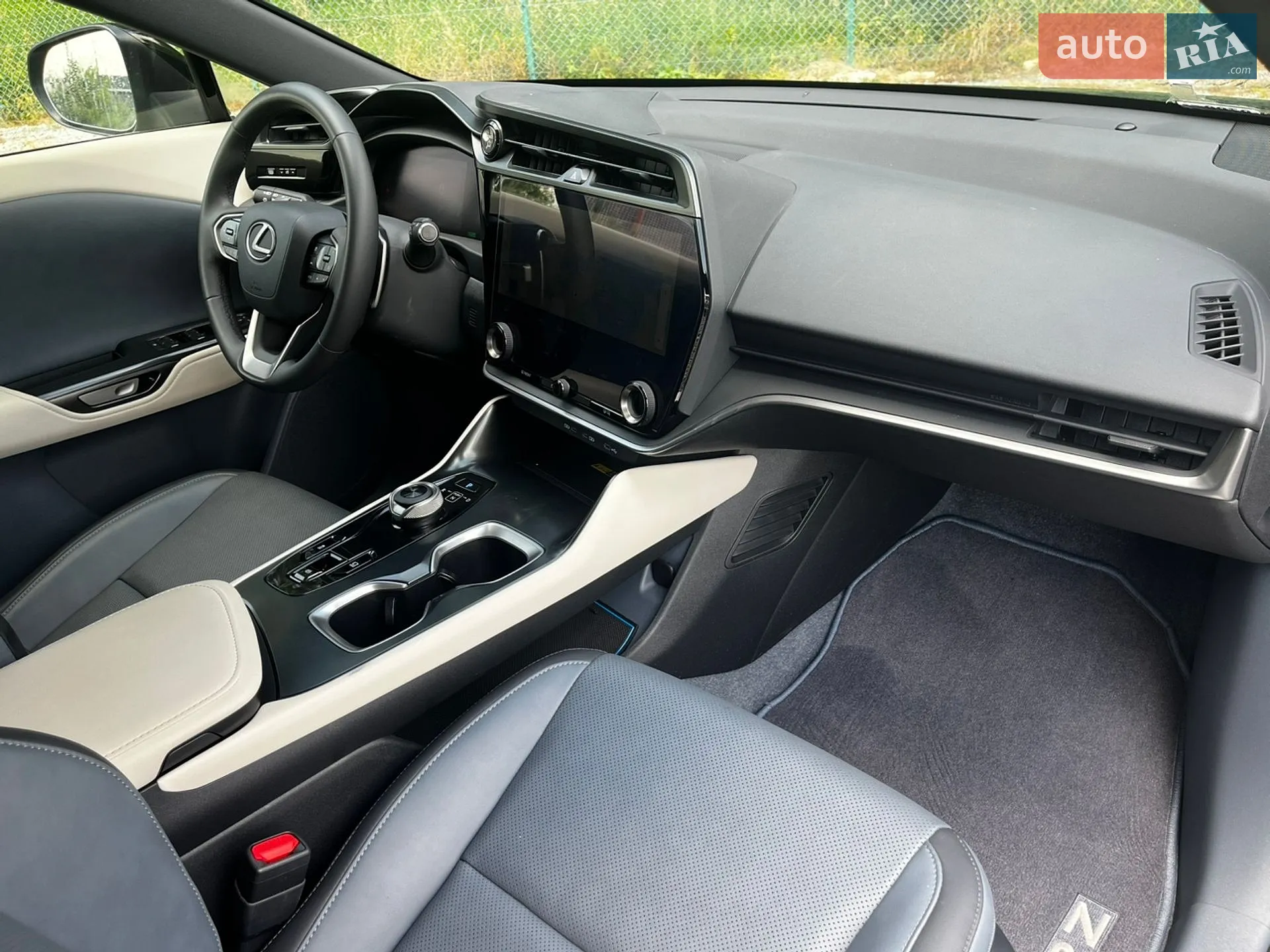 2024 Lexus RZ - мініатюра 12