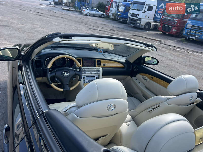 Кабриолет Lexus SC 2004 в Житомире