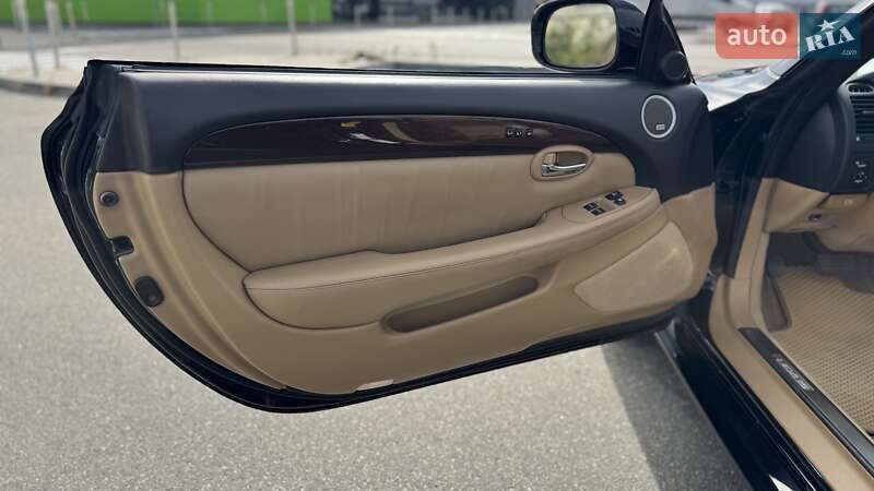 Кабриолет Lexus SC 2010 в Киеве