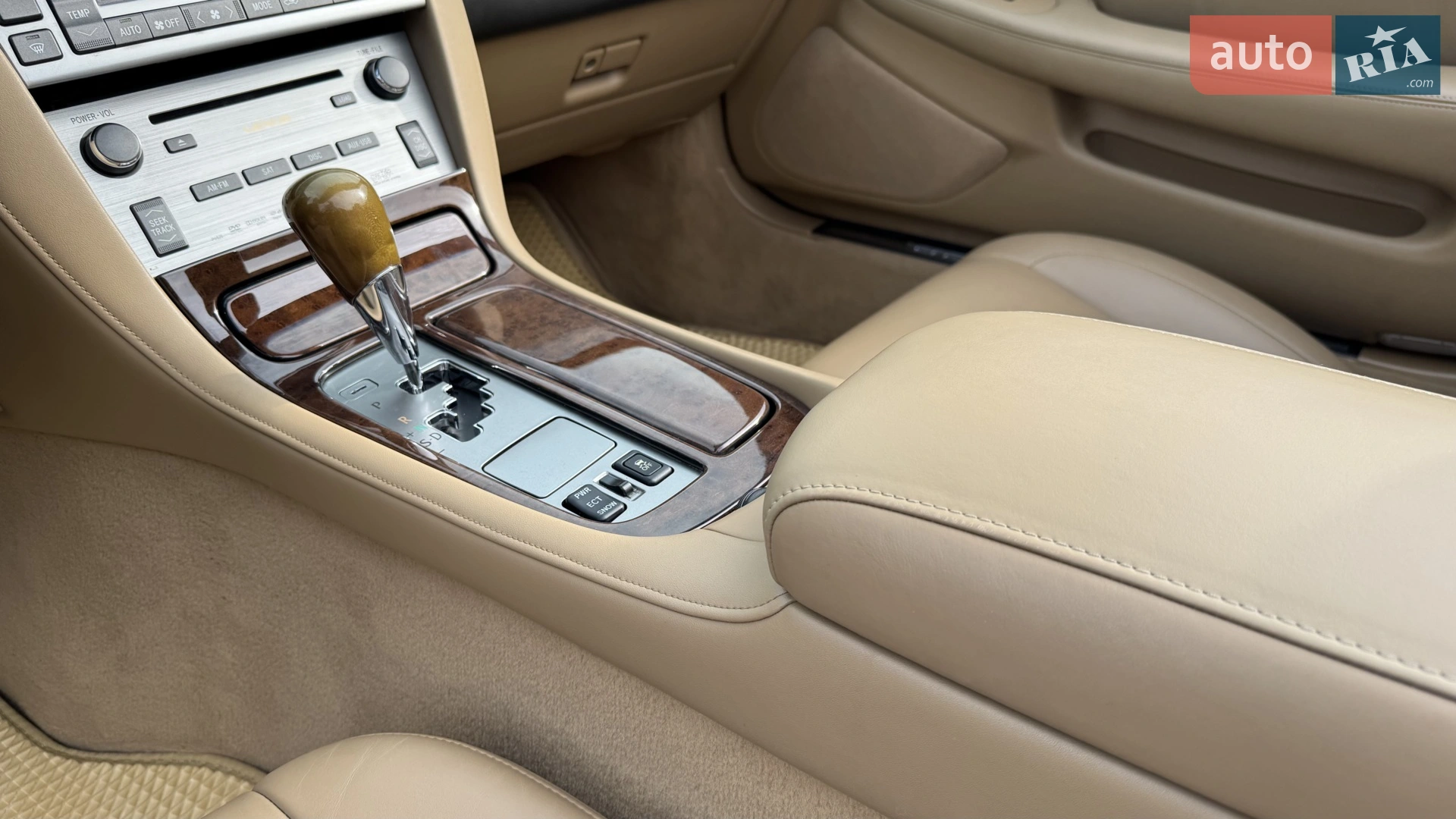 2010 Lexus SC - мініатюра 39