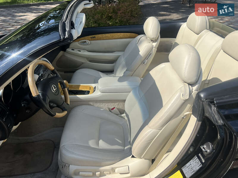 Кабріолет Lexus SC 2004 в Житомирі