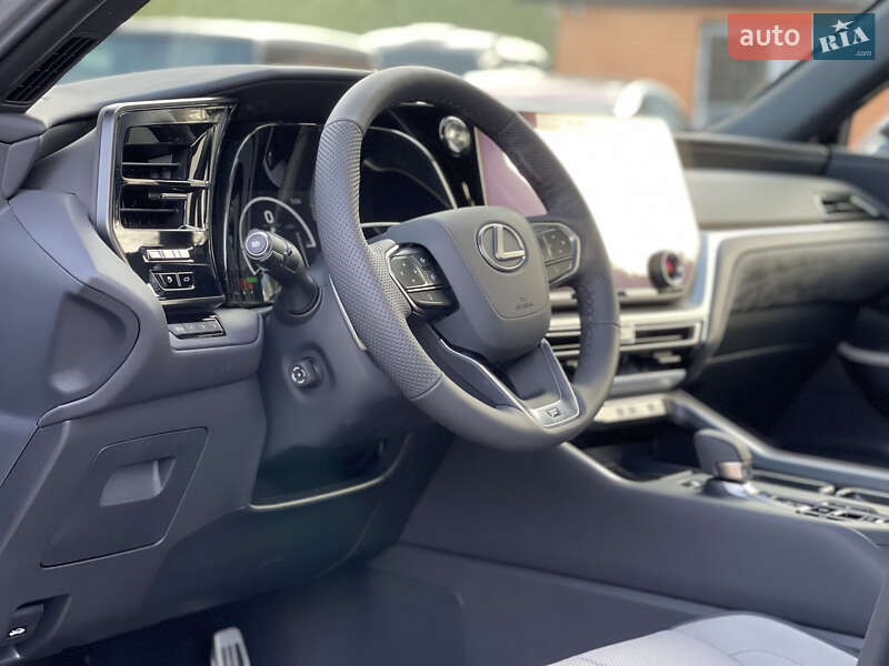 Внедорожник / Кроссовер Lexus TX 2024 в Киеве