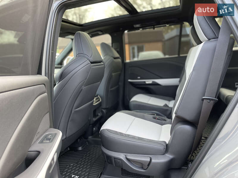 Внедорожник / Кроссовер Lexus TX 2024 в Киеве