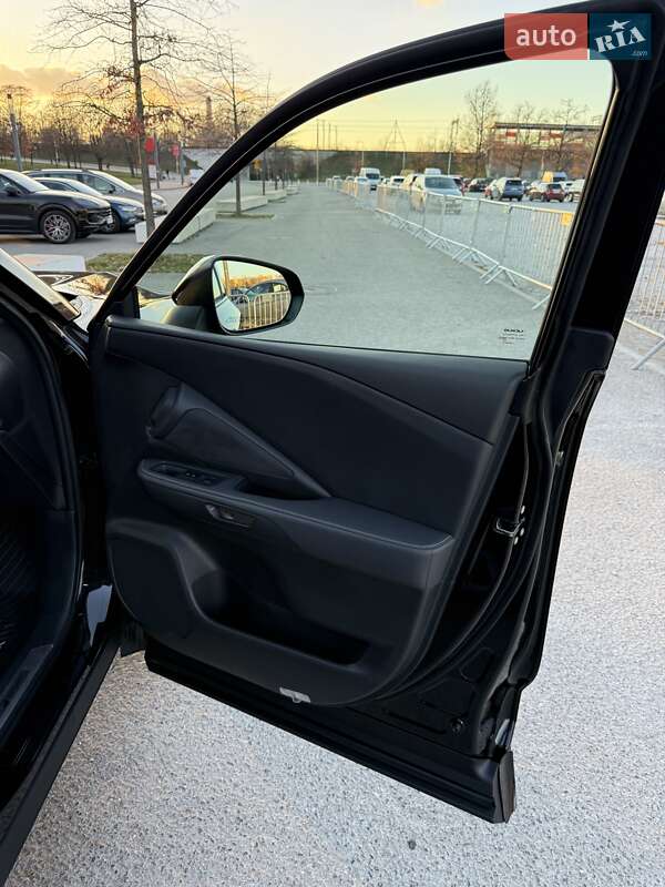 Позашляховик / Кросовер Lexus TX 2024 в Львові фото 15 Позашляховик / Кросовер Lexus TX 2024 в Львові