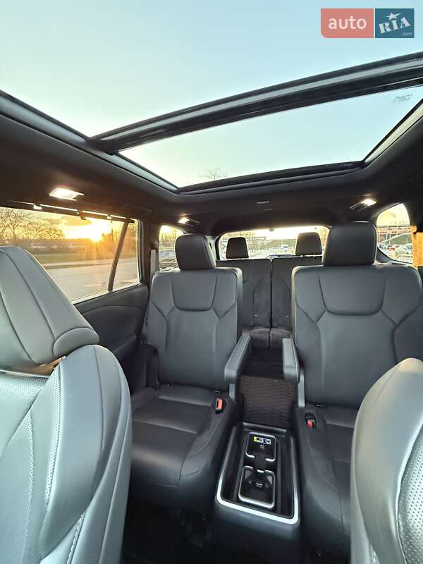 Позашляховик / Кросовер Lexus TX 2024 в Львові фото 19 Позашляховик / Кросовер Lexus TX 2024 в Львові