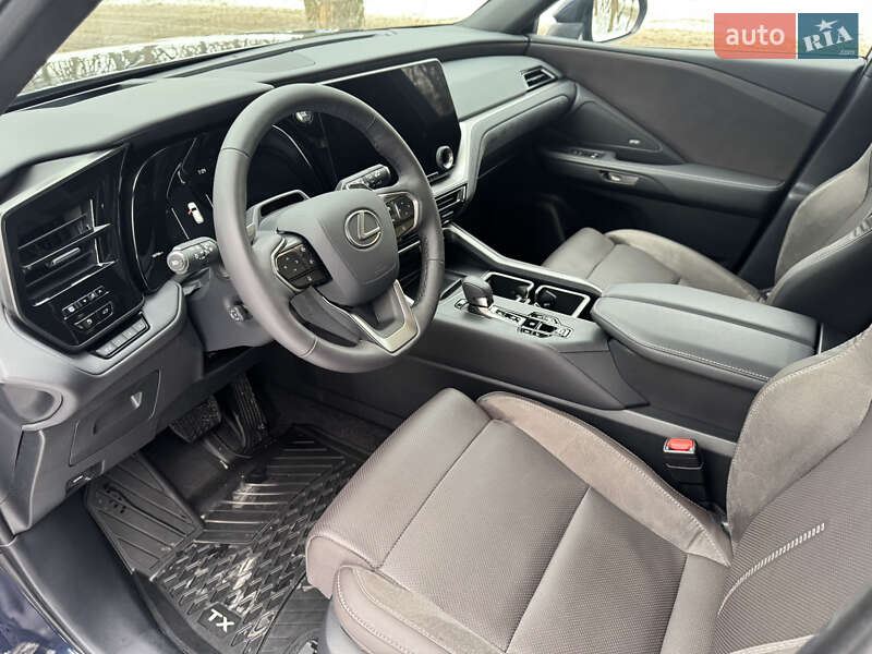 Позашляховик / Кросовер Lexus TX 2024 в Києві