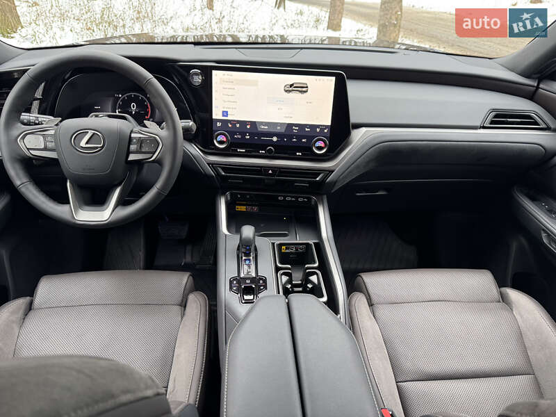 Позашляховик / Кросовер Lexus TX 2024 в Києві
