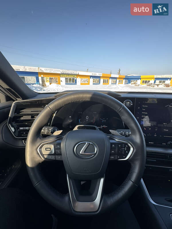 Внедорожник / Кроссовер Lexus TX 2024 в Житомире