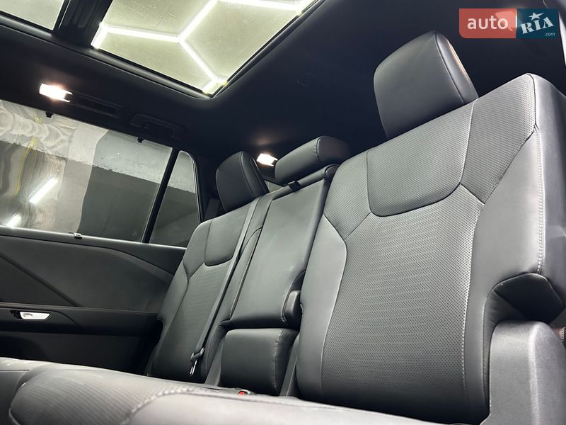 Внедорожник / Кроссовер Lexus TX 2024 в Черновцах