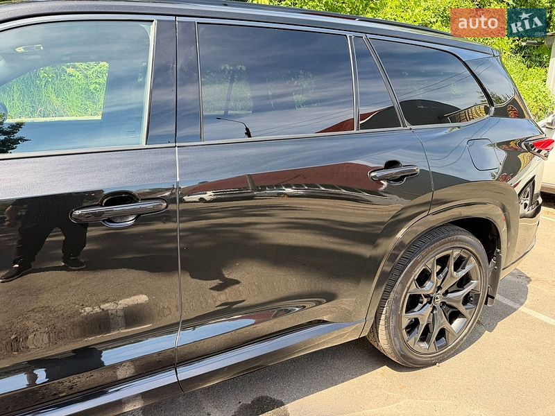 Внедорожник / Кроссовер Lexus TX 2024 в Киеве