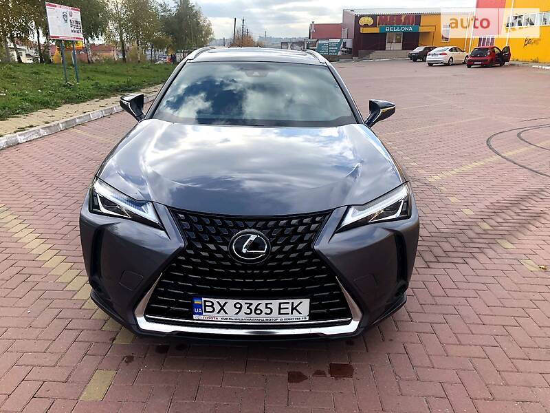 Lexus UX 200