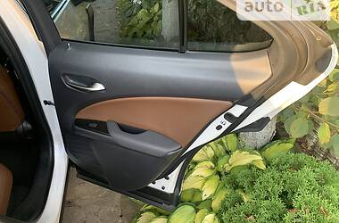 Позашляховик / Кросовер Lexus UX 2020 в Умані
