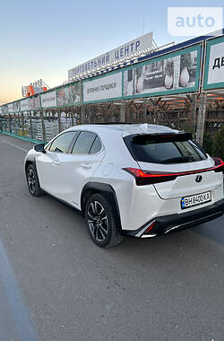 Внедорожник / Кроссовер Lexus UX 2020 в Одессе