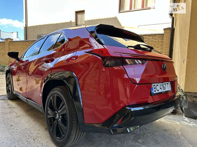 Позашляховик / Кросовер Lexus UX 2018 в Львові