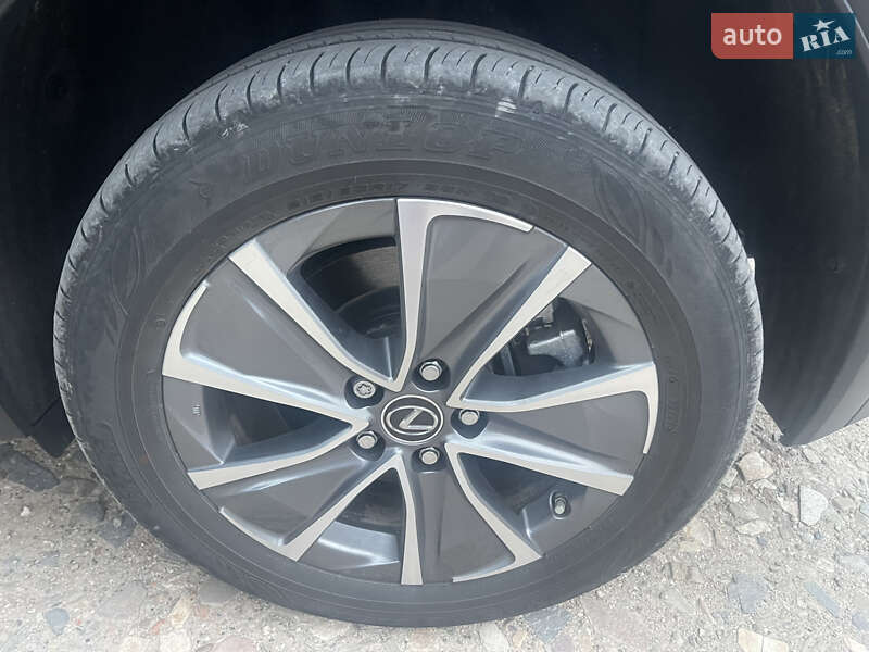Внедорожник / Кроссовер Lexus UX 2021 в Львове