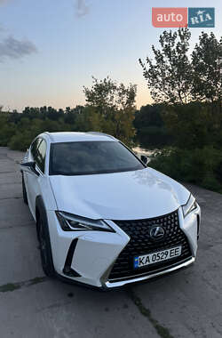 Внедорожник / Кроссовер Lexus UX 2019 в Киеве