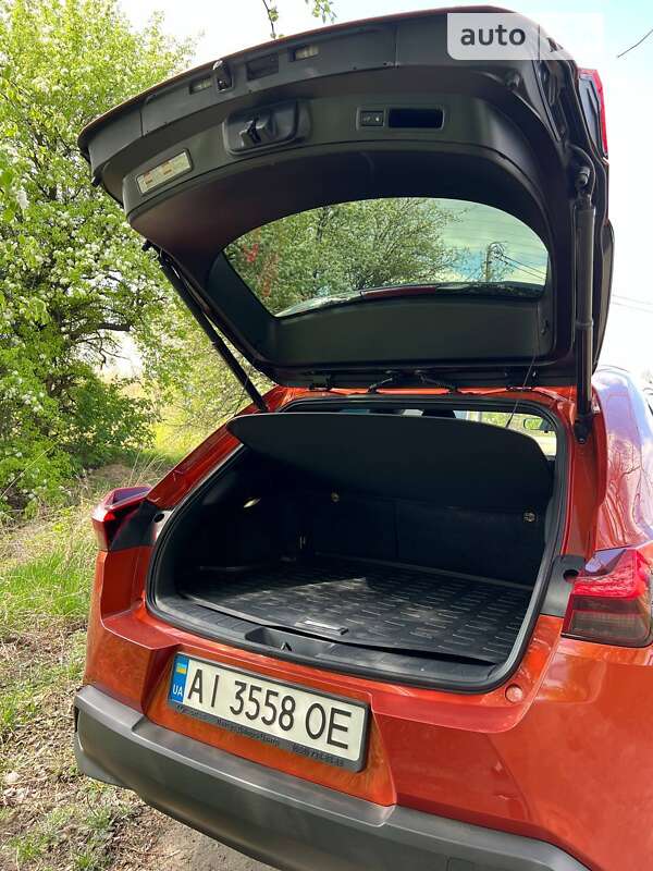 Внедорожник / Кроссовер Lexus UX 2018 в Киеве