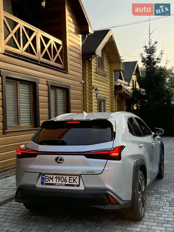 Внедорожник / Кроссовер Lexus UX 2020 в Ахтырке