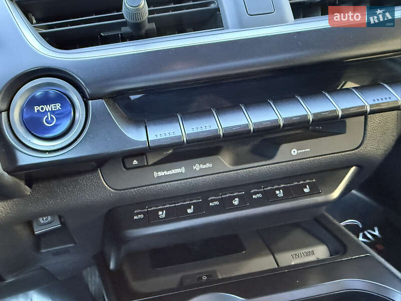 Позашляховик / Кросовер Lexus UX 2022 в Одесі