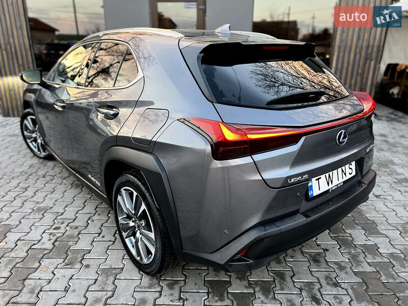 Внедорожник / Кроссовер Lexus UX 2021 в Одессе