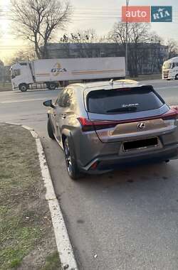 Позашляховик / Кросовер Lexus UX 2021 в 