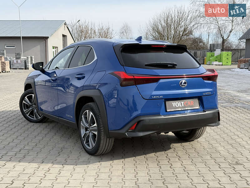 Внедорожник / Кроссовер Lexus UX 2020 в Владимире