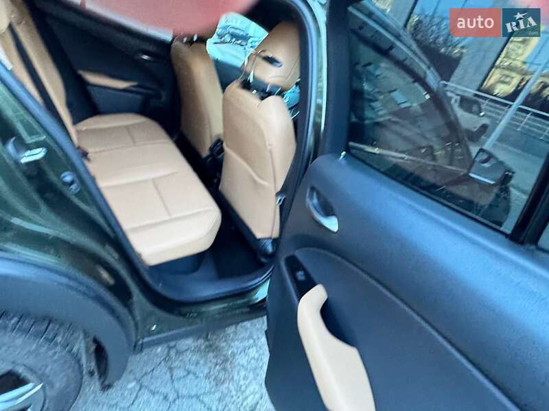 Внедорожник / Кроссовер Lexus UX 2022 в Киеве