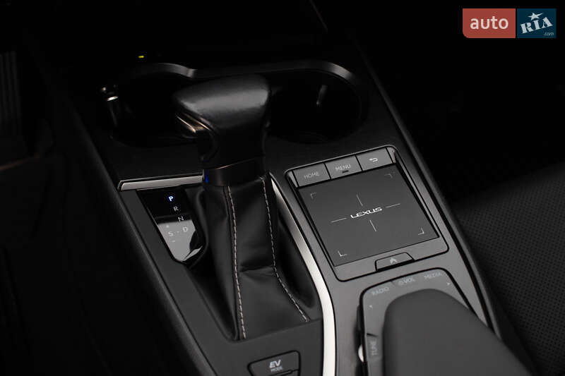 Позашляховик / Кросовер Lexus UX 2019 в Львові