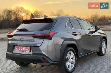 Внедорожник / Кроссовер Lexus UX 2020 в 