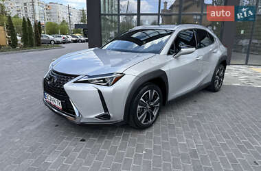 Внедорожник / Кроссовер Lexus UX 2020 в 