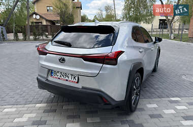 Внедорожник / Кроссовер Lexus UX 2020 в 
